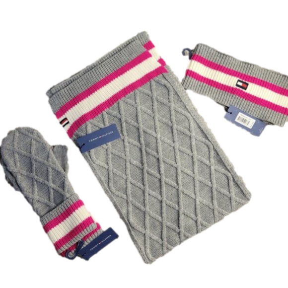 NWT- 3 PIECE SET OF TOMMY HILFIGER WOMENS WINTER KNITS-3 for 1 BUNDLE-NWT - Picture 11 of 15